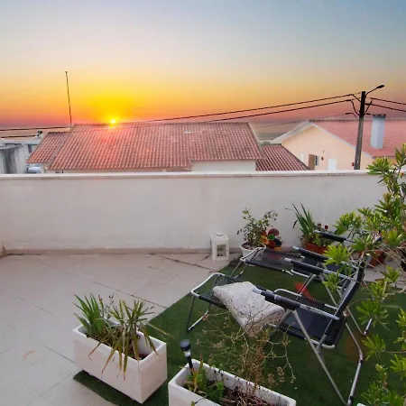 T2-rubie's House דירה *